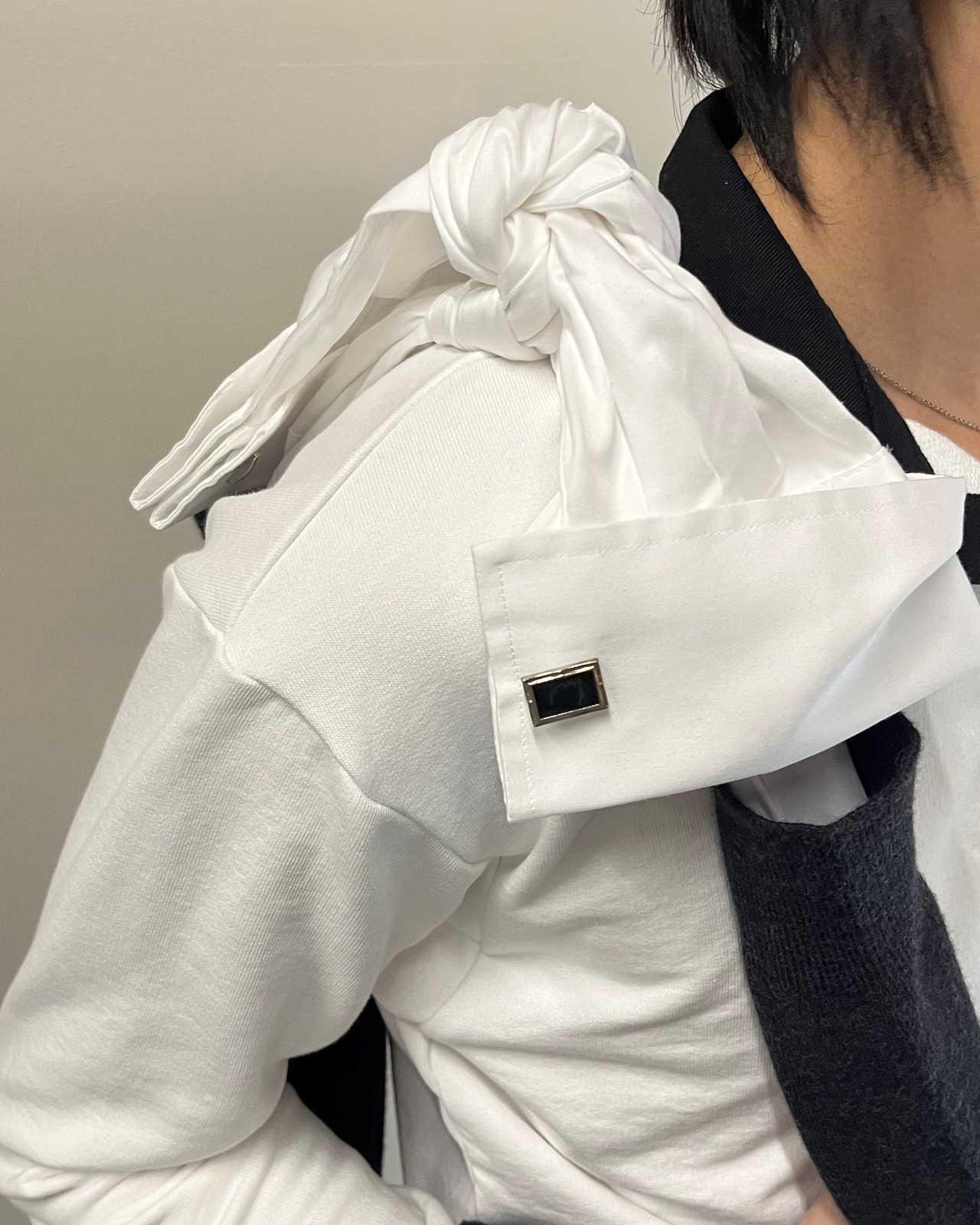 【26/AW Oscar Ouyang】upcycled white shirt with wool jumper bow tie strap bag