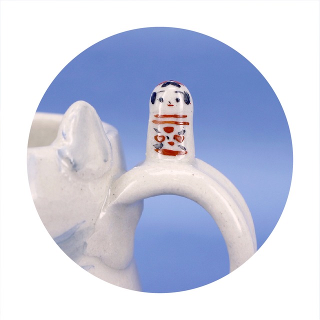 《 鈴木ハツミ 》こけし付きマグカップ　ネコ