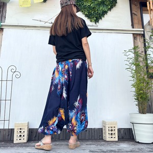 ユニセックス　月と太陽ティシャツ