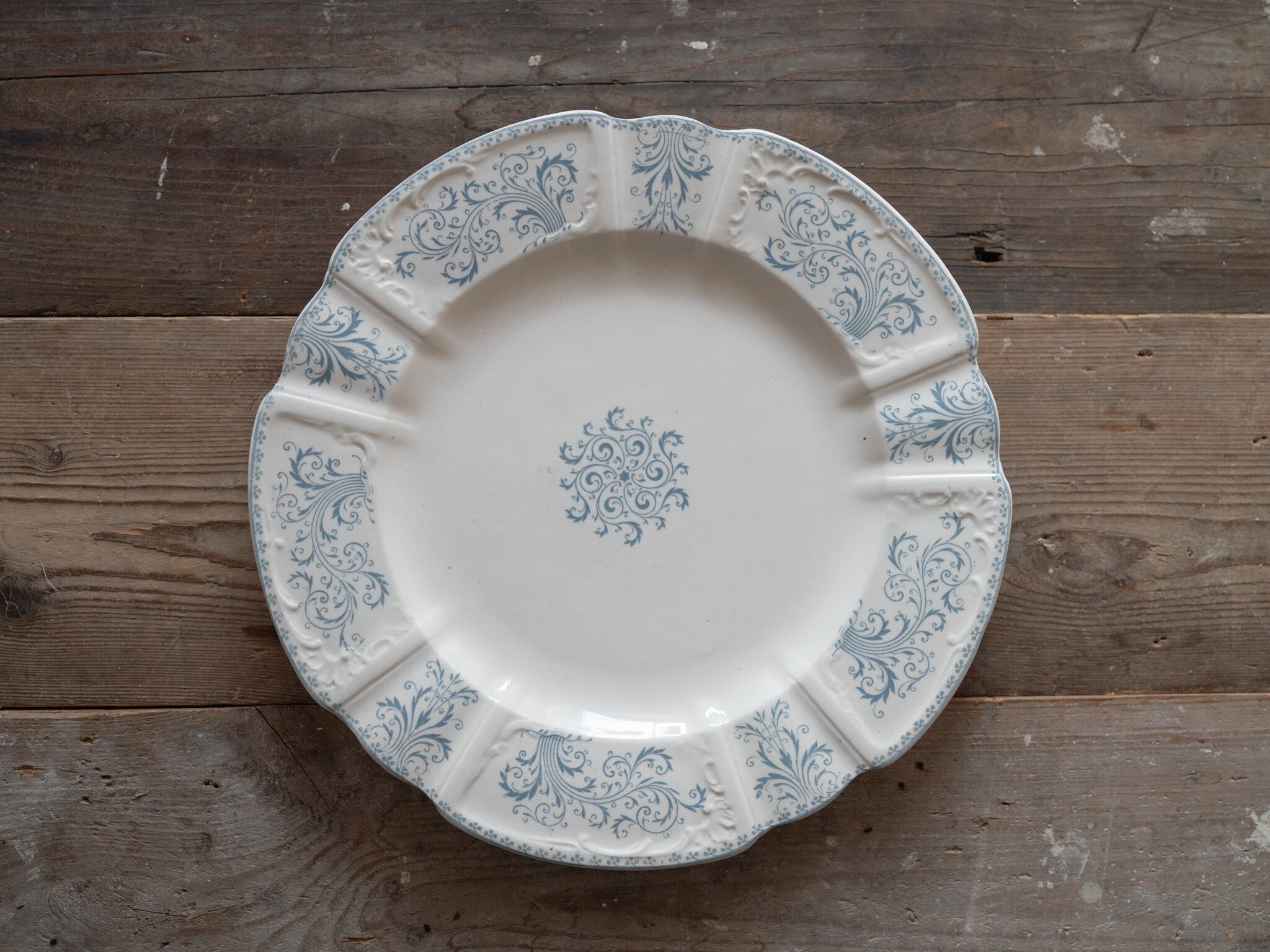 サルグミンヌ 青が爽やかなプレート(1枚のみ) フランスアンティーク