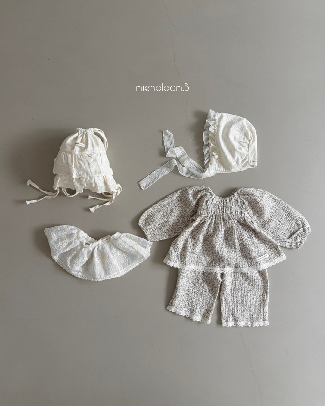 送料無料【予約】/ baby水彩画パンツ / mienbloom