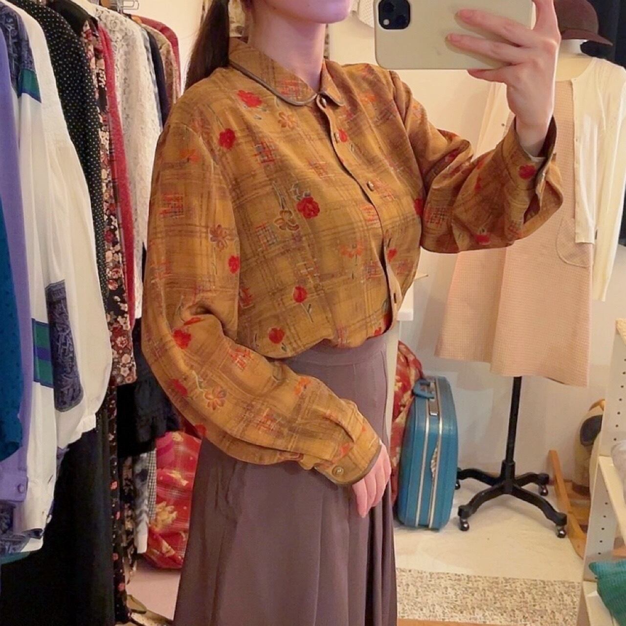 flower check blouse