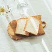 【Co-Labo】Cutting board Shield-shaped