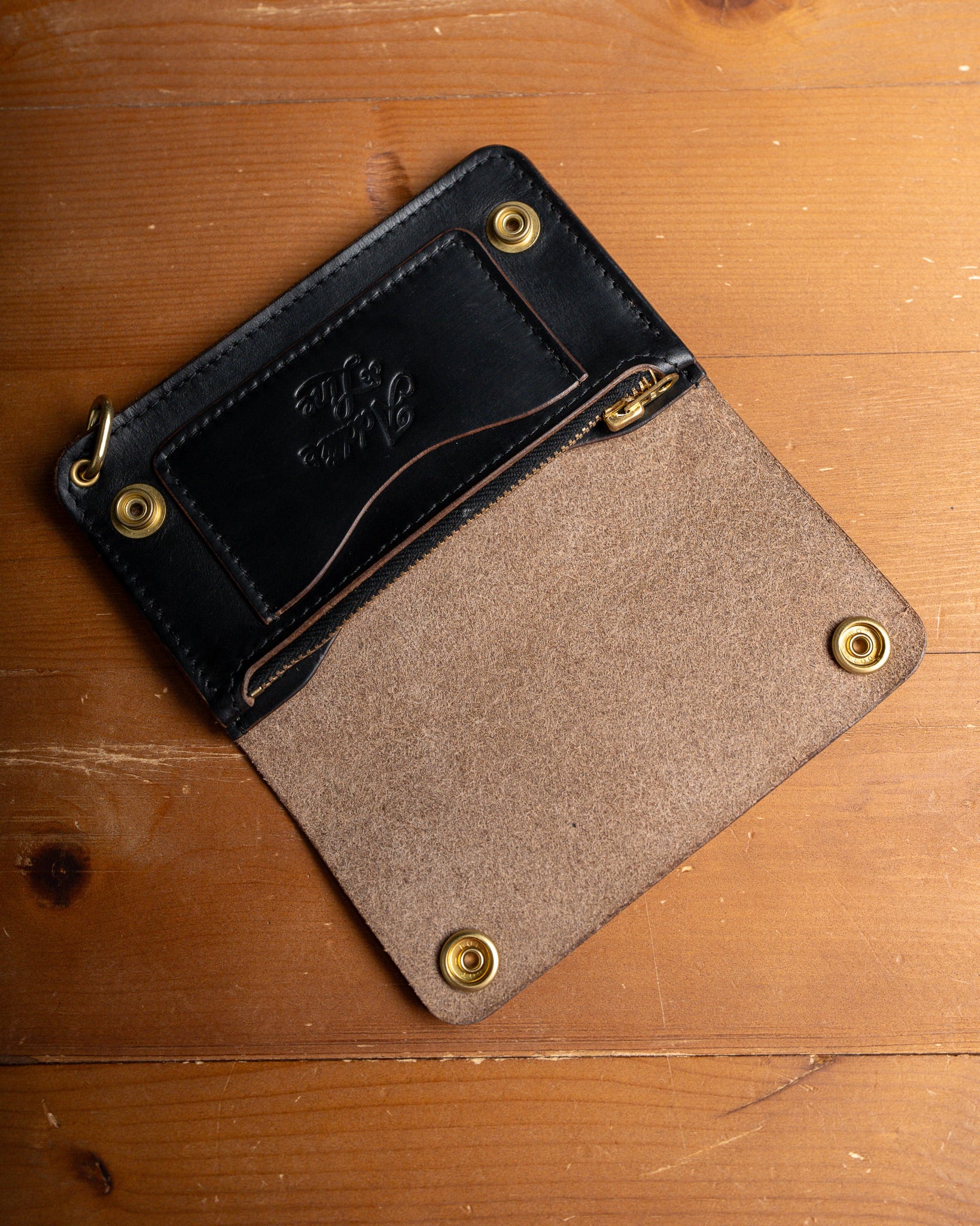 トラッカーウォレット HORWEEN社 ミドルウォレット 2層タイプ Additive and Line】Middle Tracker Wallet TWM-004 Horween