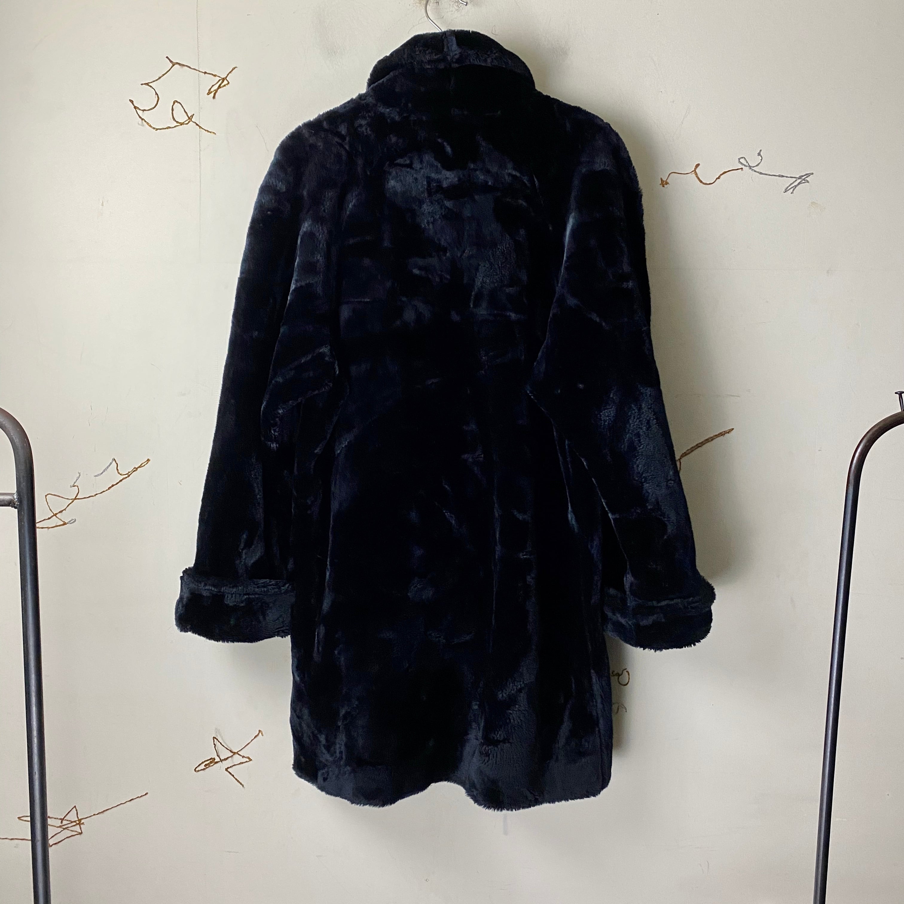 vintage DONNYBROOK black fake fur coat | NOIR ONLINE