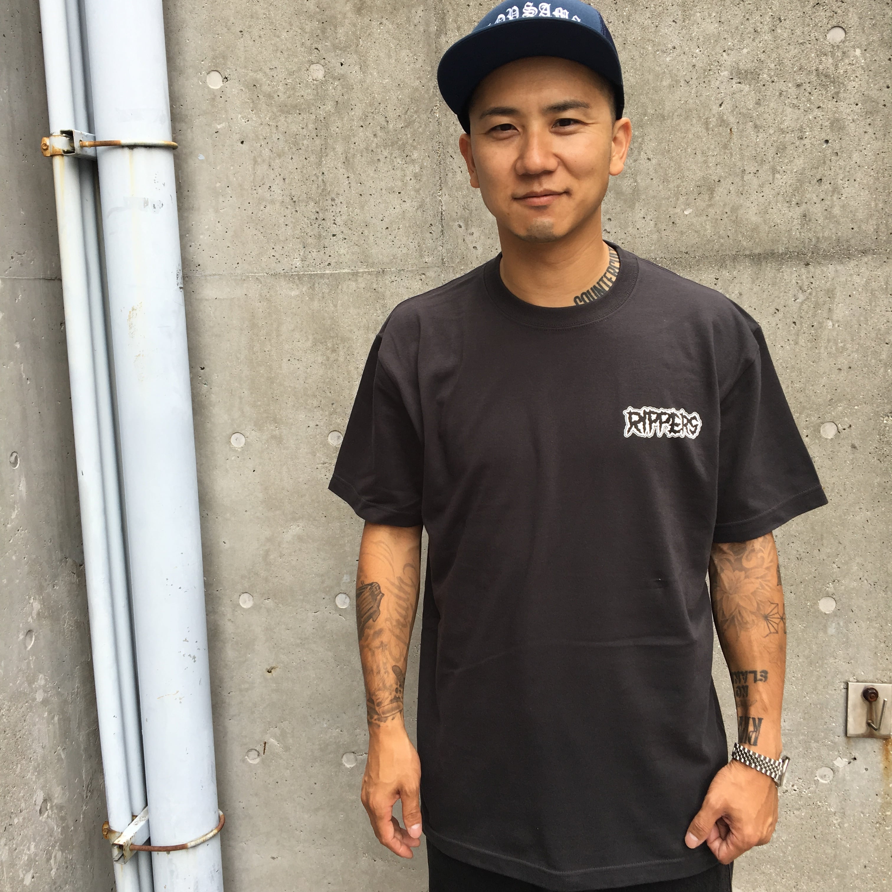 SALE‼︎ RUMBLE BARBER T-shirt black | RIPPERS osaka
