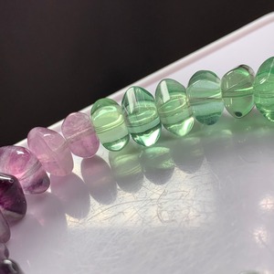 A9.グラデーションスクエアフローライトブレスレット