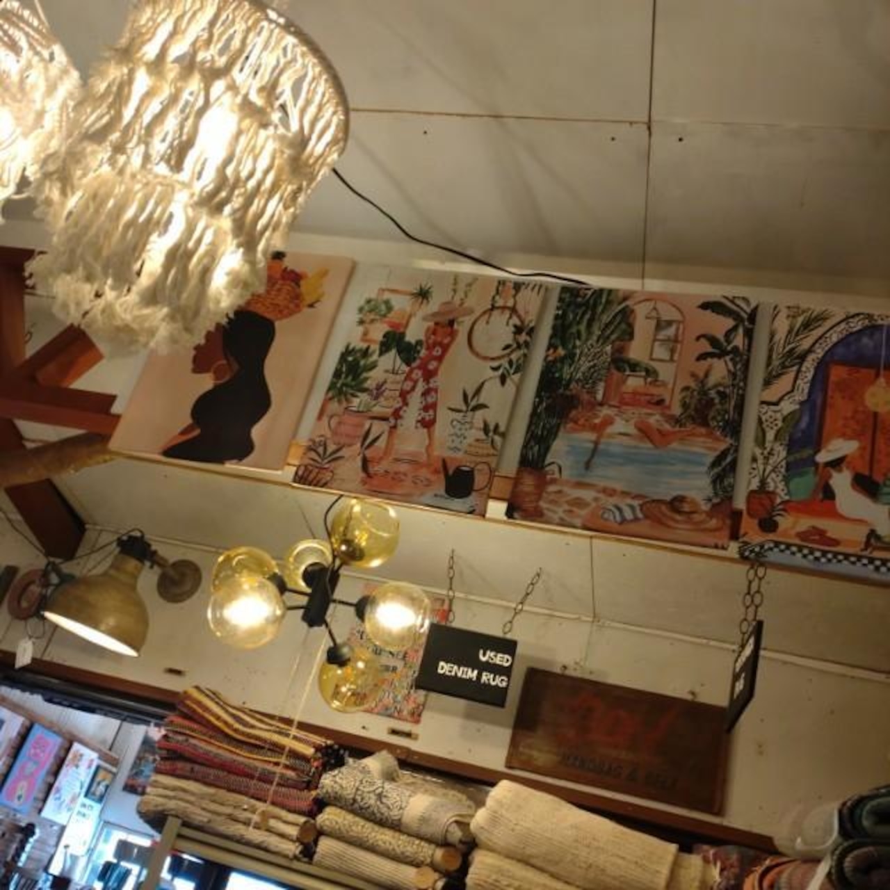 TOPANGA Zakka アートポスター　Relaxing　woman　インテリア　壁掛け　置き型　空間演出　アート　　