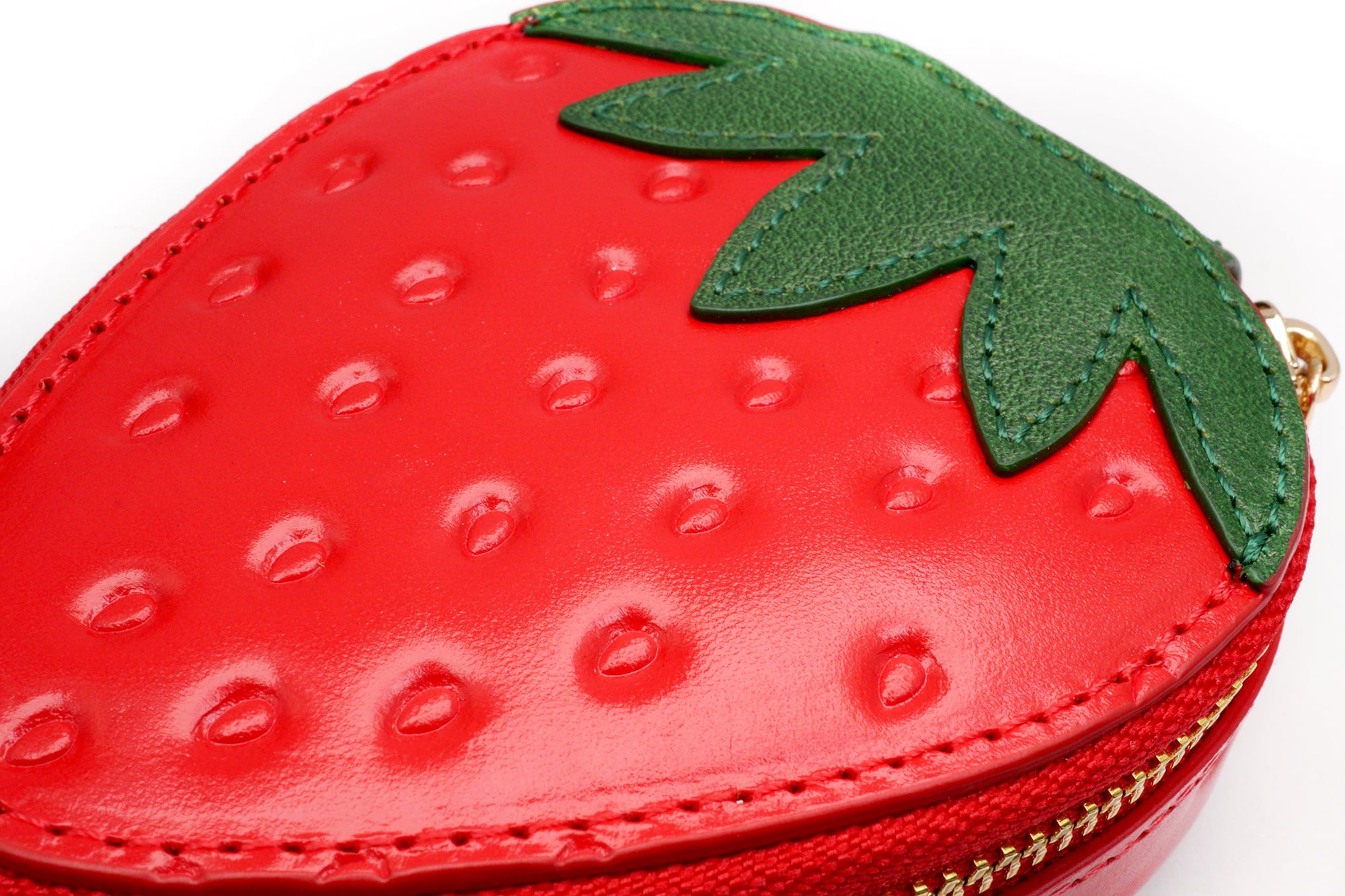 ヘタ付きいちごなバニティポーチ（リップケース・小物入れ）／本革製