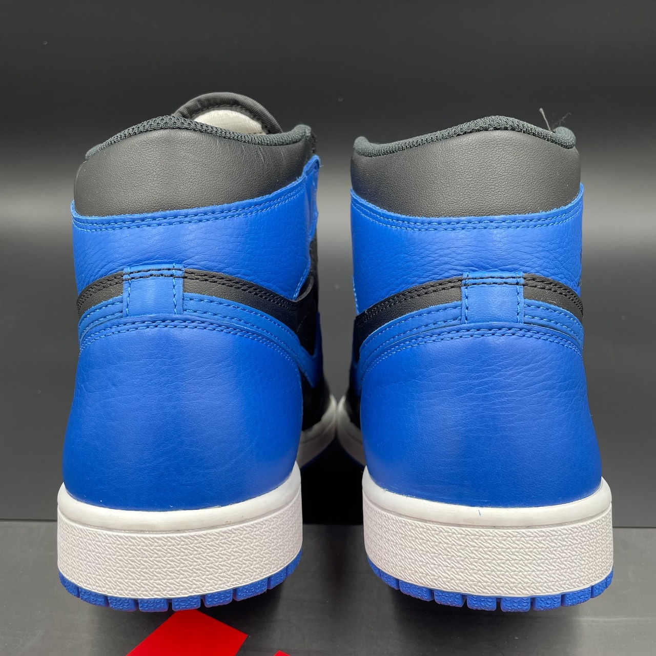 AIR JORDAN 1 ROYAL 555088-007