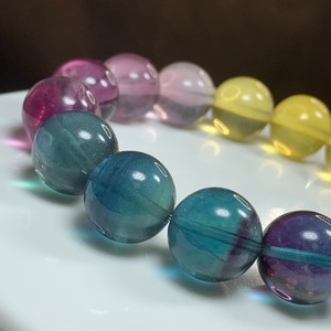 発色美✩グラデーションフローライトブレスレット