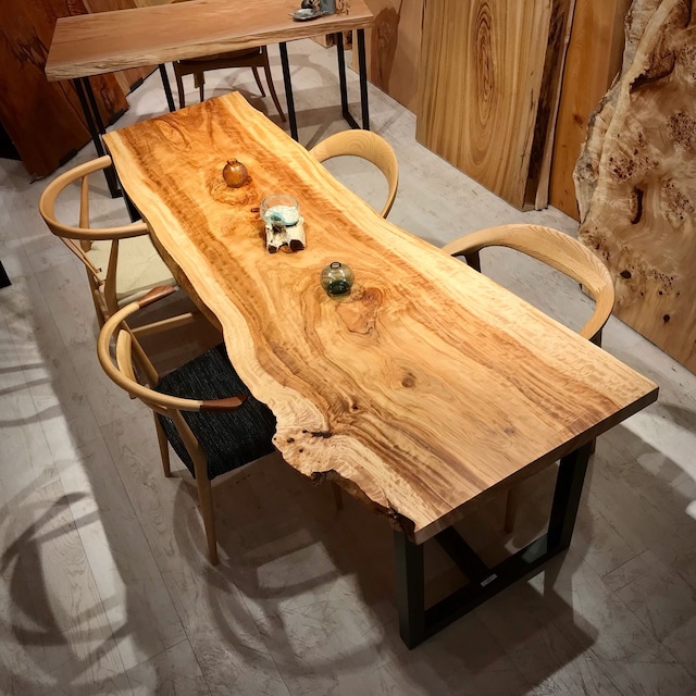 栃（トチ）_2100×-570-760×50_横浜元店_テーブル天板/一枚板 252616 t001