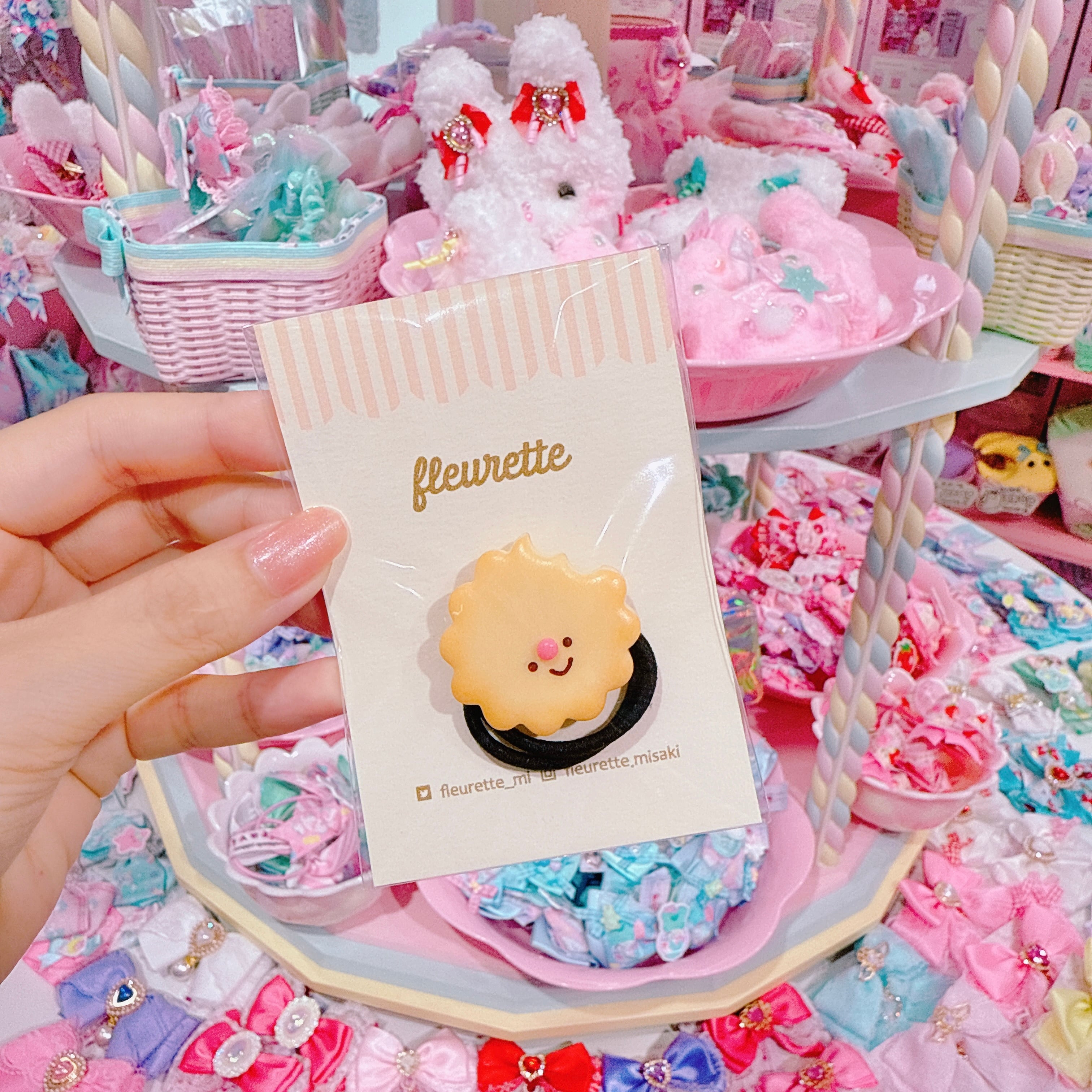 【D1】3-12かじりかけクッキーのヘアゴム