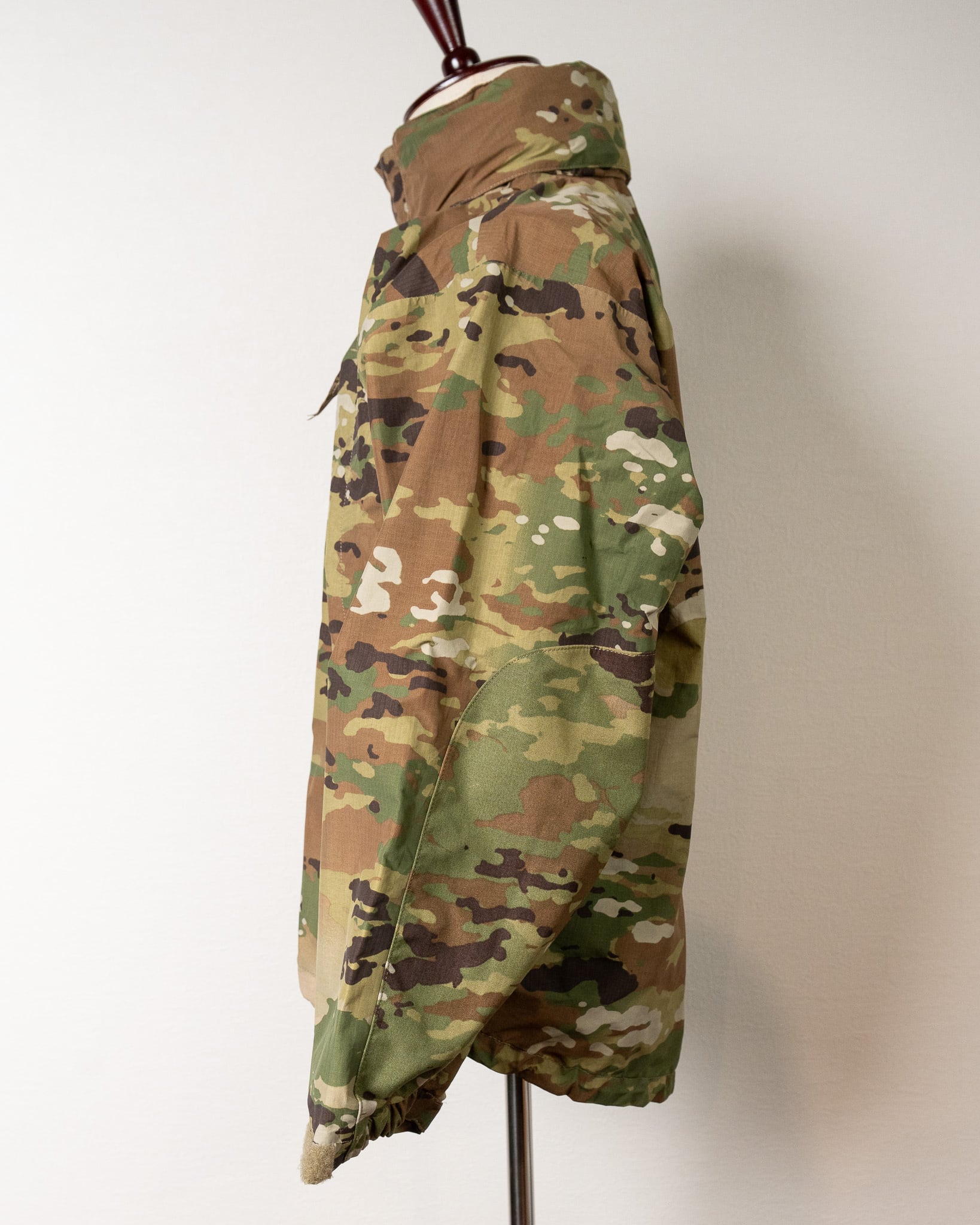 U.S.Army ECWCS Gen3 Level6 ACU OCP GORE-TEX Jacket U.S.Army ECWCS Gen3 Level6 ACU OCP GORE-TEX Jacket