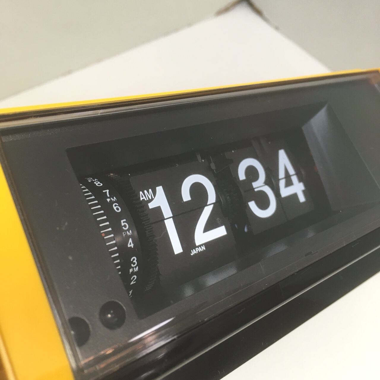 sankyo レトロなパタパタ時計【イエロー】（102520180） | 東京レトロ