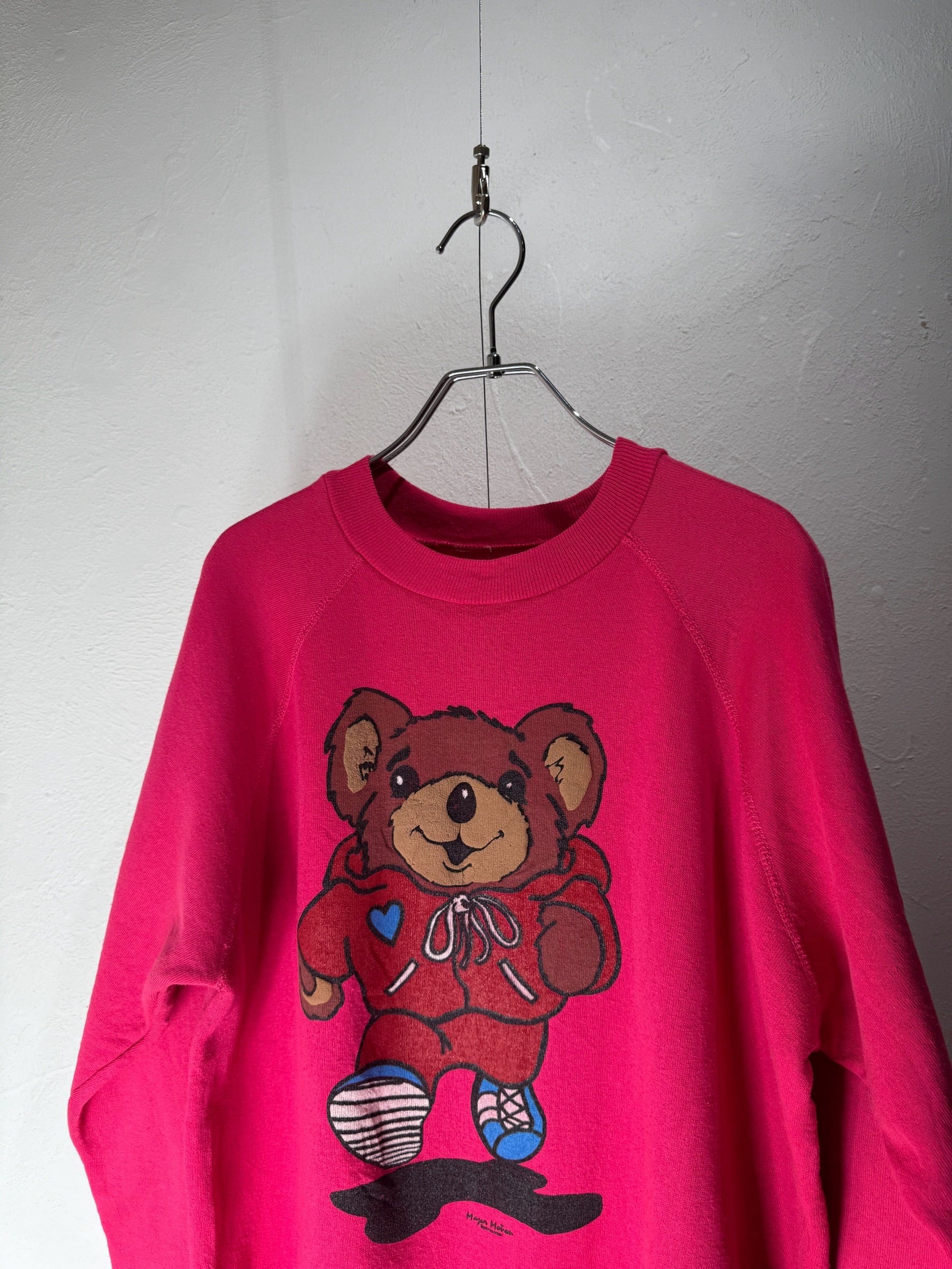 80~90’s “Workout Bear” Graphic Sweatshirt