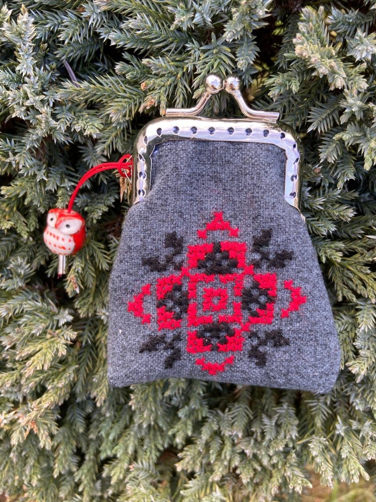 ウクライナ刺繍チェーンポーチ・コインケース　財布　 UA.Designer - 2