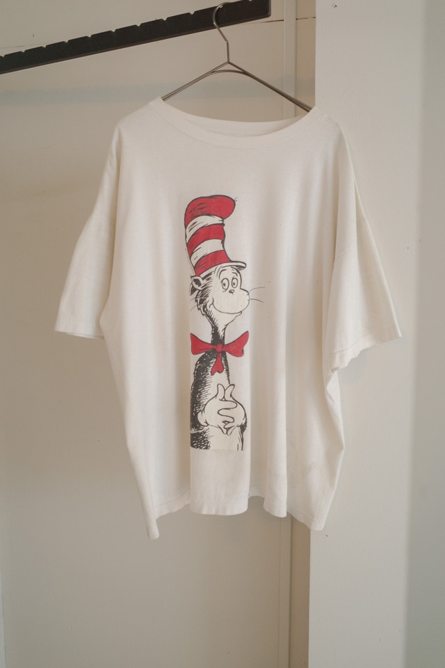 long hat t-shirt