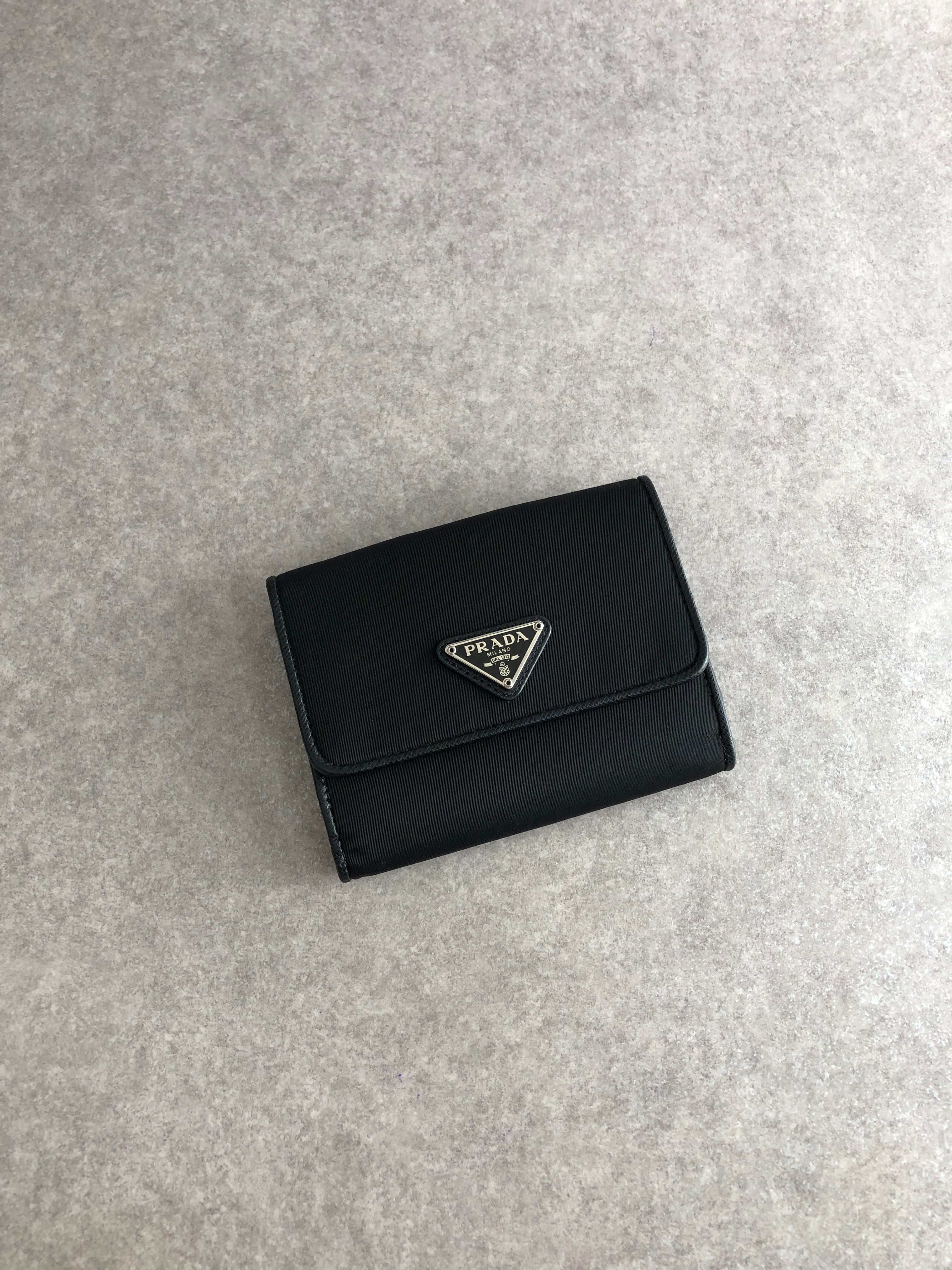 63800 PRADA プラダ 財布 ブラック トライアングルロゴ ナイロン パイピング 二つ折り財布 vintage ヴィンテージ オールド bg5sit
