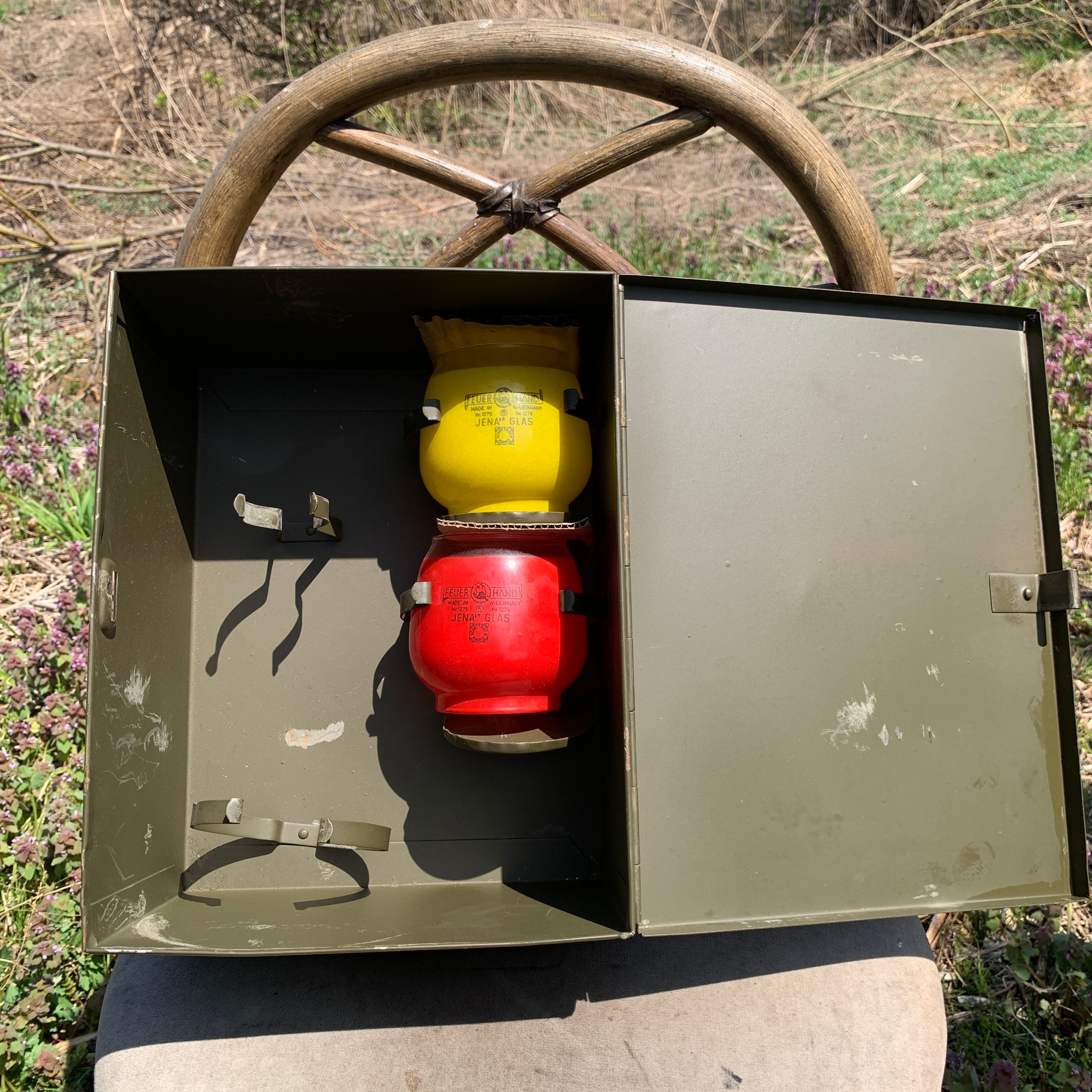 FEUERHAND 純正 アーミーBOX ケース グラス 2個 ランタン無 2 FEUERHAND 純正 アーミーBOX ケース グラス 2個 ランタン無 2