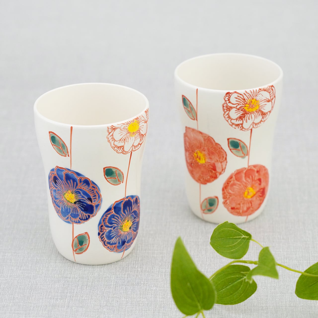 ぶらさがり猫 マグポット（アミ付き）（クロ・ミケ・トラ） | 菊祥陶器
