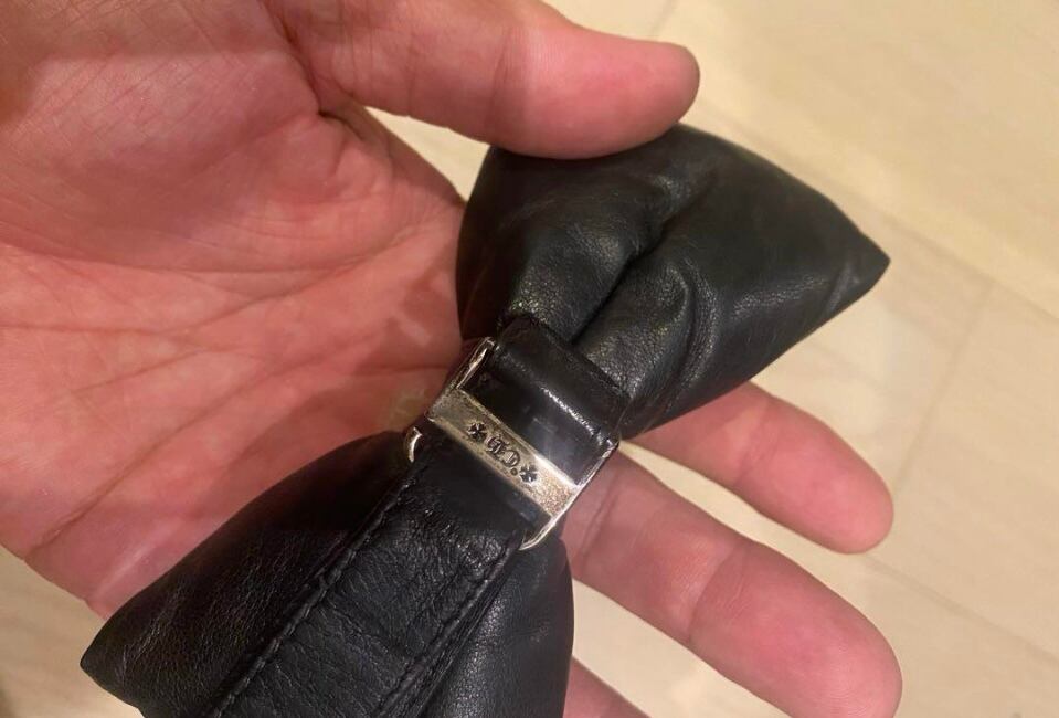 CHROME HEARTS クロムハーツ ブラックレザー 蝶ネクタイ シルバー