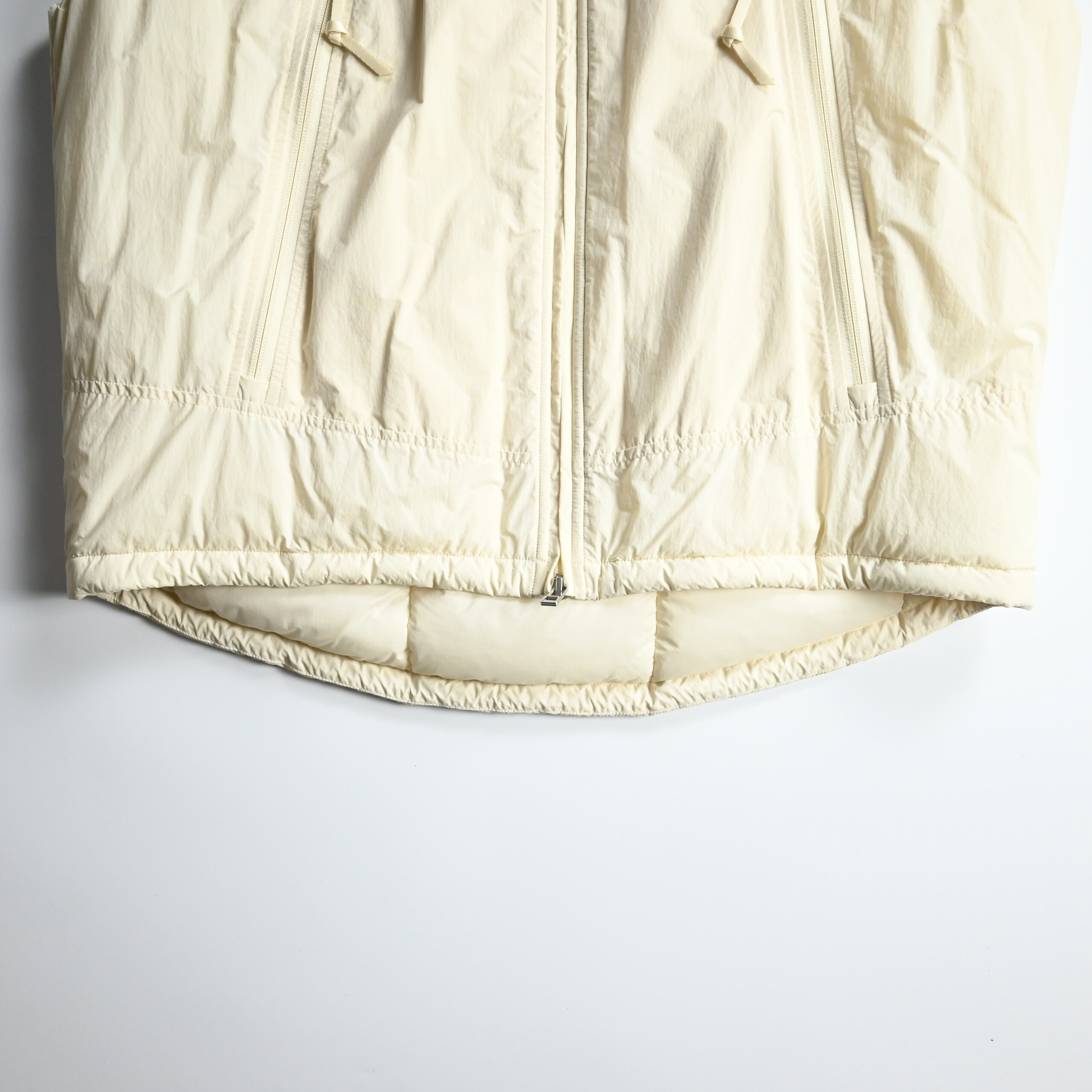 product twelve / Primaloft Puffer Vest | GANKO