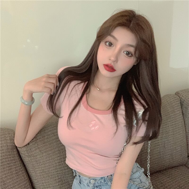 プリントショートTシャツ サマーレッド薄手クロップトップ トップス 夏物 ドラファッションホール45629190476