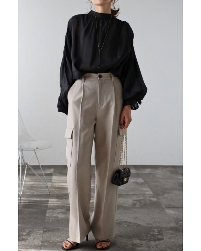 カーゴスラックスパンツ