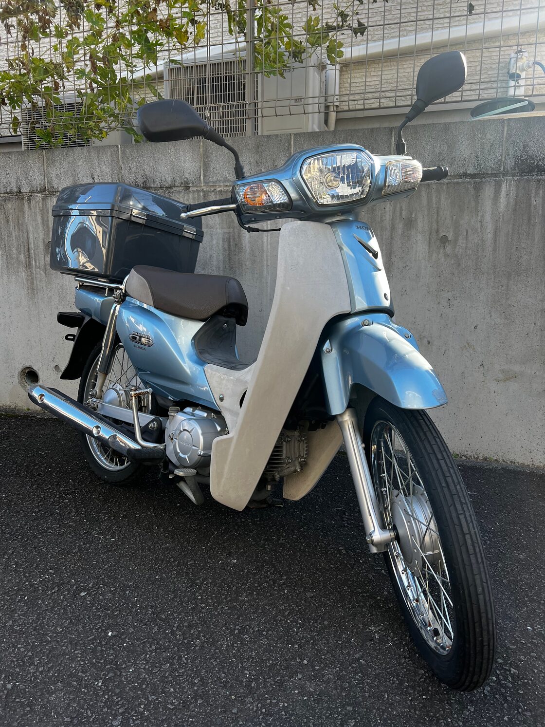 Sold Out】ホンダ スーパーカブ50 FI インジェクション車 低走行・美車 