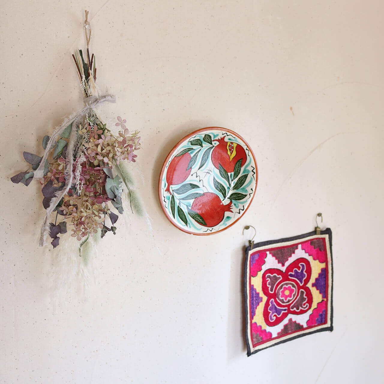 1点もの】スザニ刺繍 ミニ タペストリー クロス 花 4種【約25×25cm