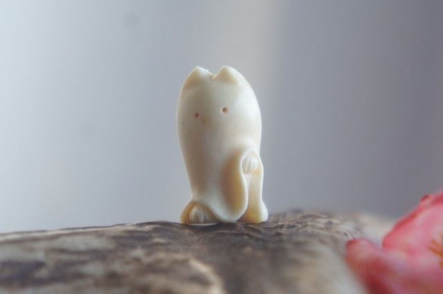 鹿角彫刻「兎角亀毛」猫にのっとられたおばけ【3】