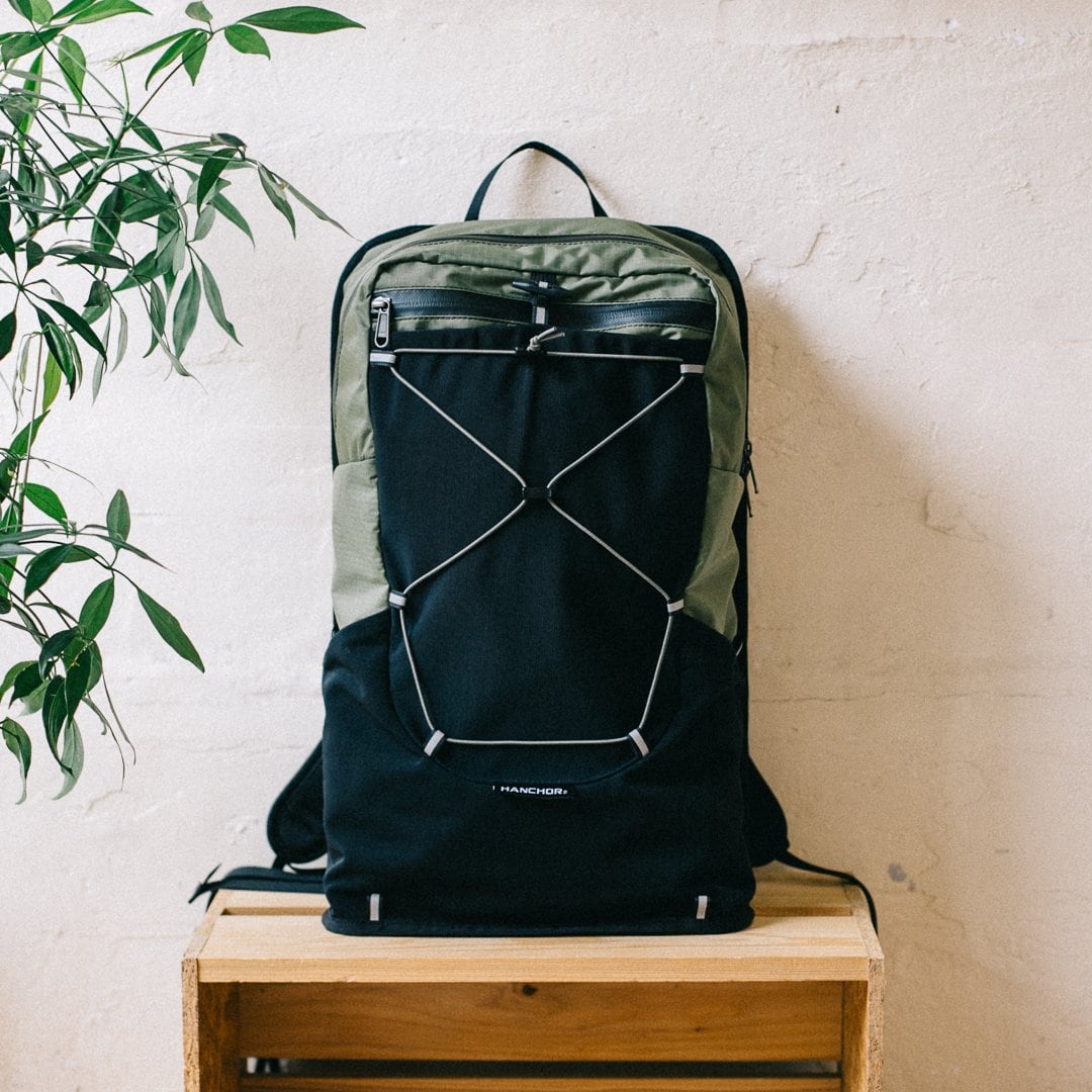 HANCHOR / LAVA Quick-access Daypack | mujina shouten | 糸島の