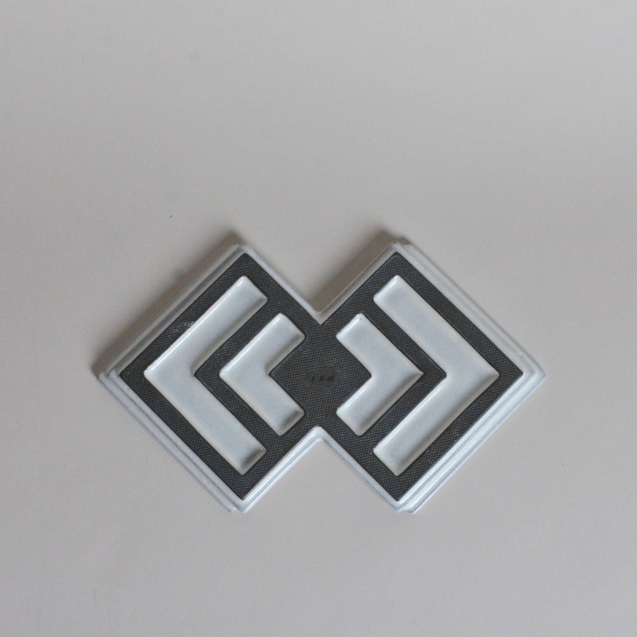 rpm / 菱形 プレート 白妙〈陶器 / 食器 / お皿 〉