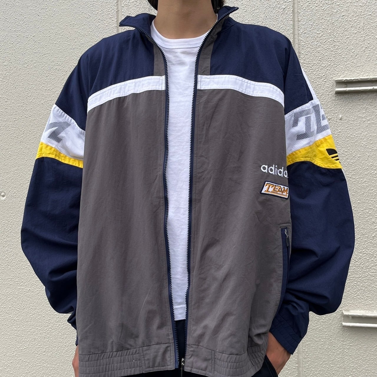 【オーバーサイズ、90s】adidasナイロンジャケットジップパーカーXL