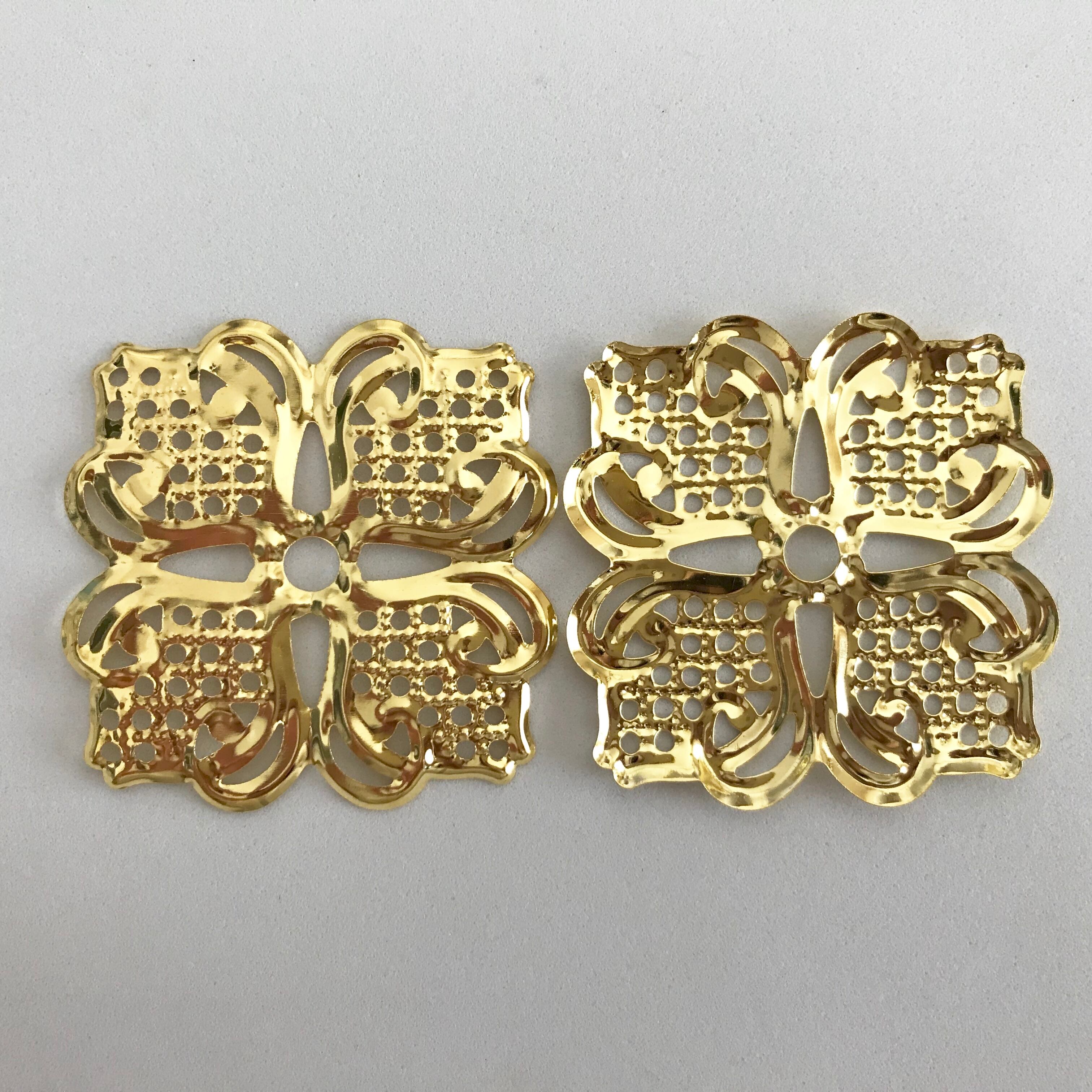 NO.106 ピアス No.106 チェコビーズ ファルファーレのピアス No.106