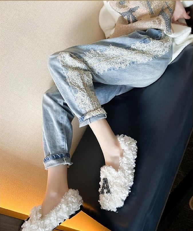 ボトムス パンツ Gパン ズボン デニムパンツ 9分丈 細身 ストレート レース ハイウエスト かわいい 大人可愛い カジュアル おしゃれ お洒落 レトロ キュート 個性的 主役級 存在感 無地 春 秋 10代 20代 レディース 女性用 学生 デート お出かけ 女子会 お泊まり 休日 イベント 普段使い ファッション コーデ スタイル サイズ S M L XL 2XL 3XL 青 ブルー ライトブルー