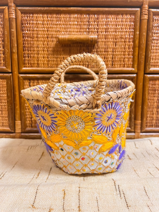 Picnic Basket ~ with flowers ~