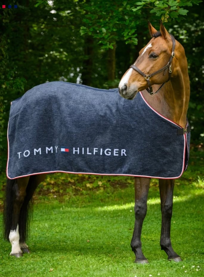 フリース馬着 Tommy Hillfiger Equestrian ビックロゴ フリースラグ 乗馬用品店レクシア