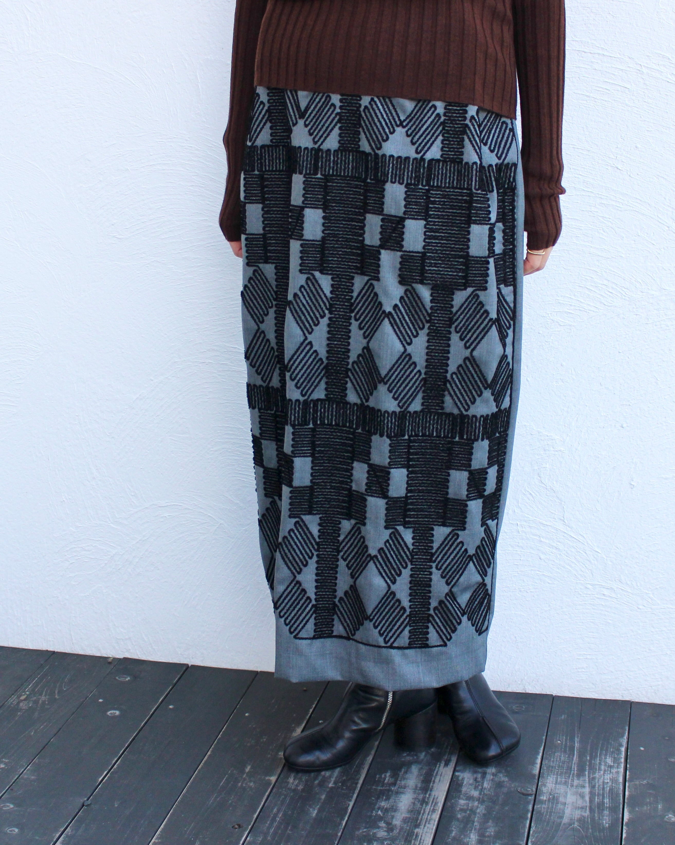 PANORMO/emboidery skirt