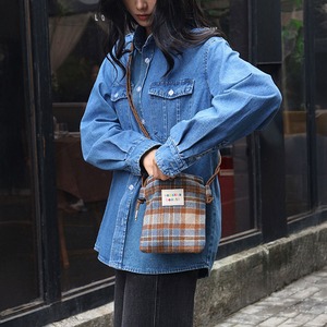 スマホポーチ ショルダー ポシェット レディース 秋冬 韓国 ウールタッチ おしゃれ 大人 かわいい カジュアル 小さめ コンパクト バッグ 軽量 ライブ フェス ミニバッグ 大人可愛い 大人女子