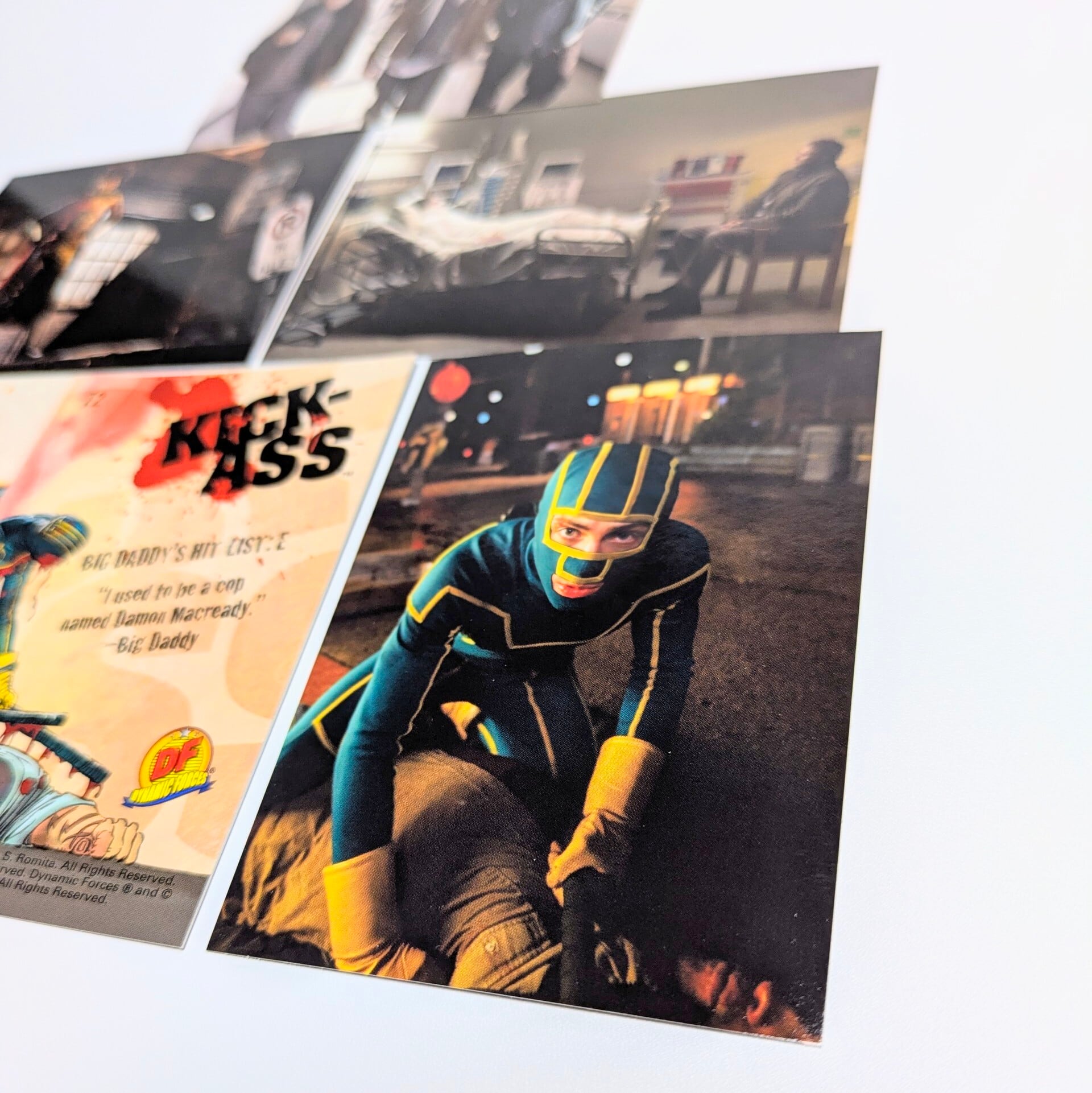 ☆送料無料!☆ VINTAGE 2010【 Kick-Ass ( キック・アス ) 】トレーディングカード / トレカ 単品 (1個= 6CARDS入)〚アメリカン雑貨 アメトイ〛