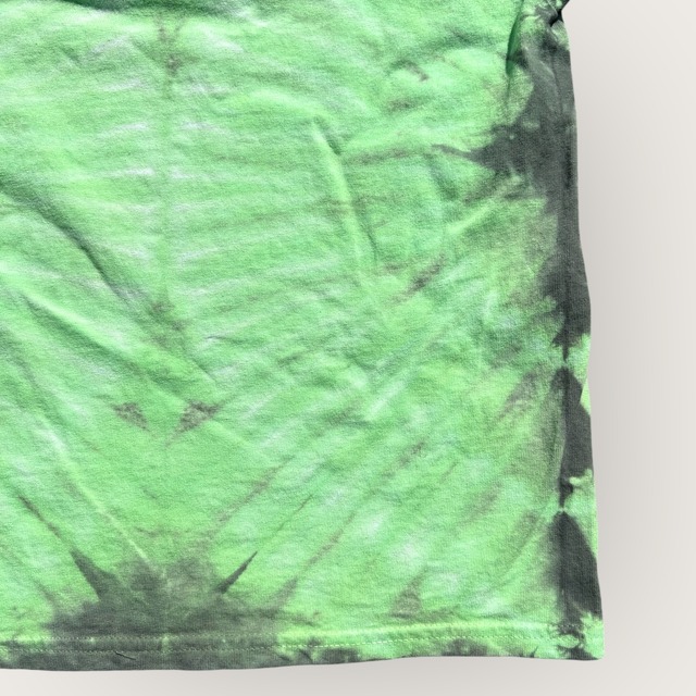 【KIDS】Disney Parks Tie-Dye T-Shirt size: XS（fits 120–130cm+