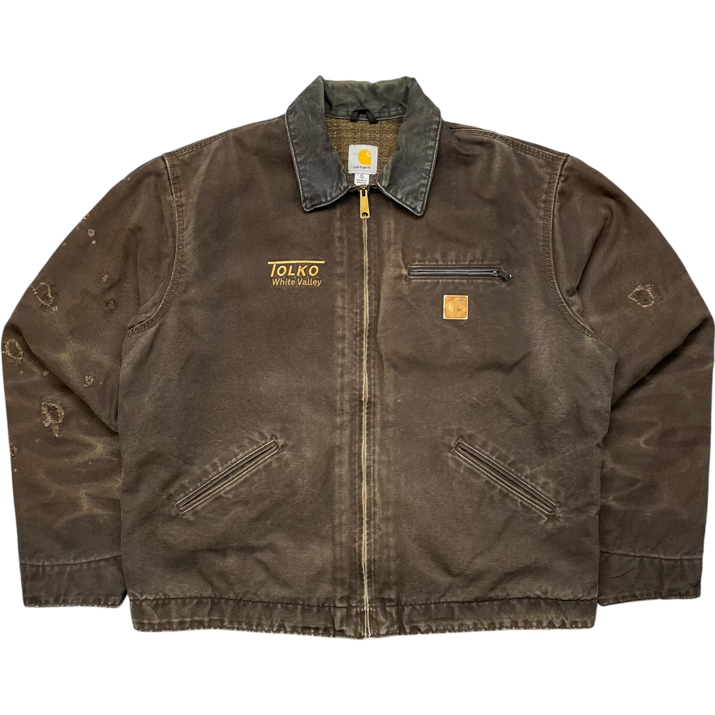 《XL》Carhartt カーハート デトロイトジャケット ダークブラウン 企業ロゴ リアルダメージ no.4448