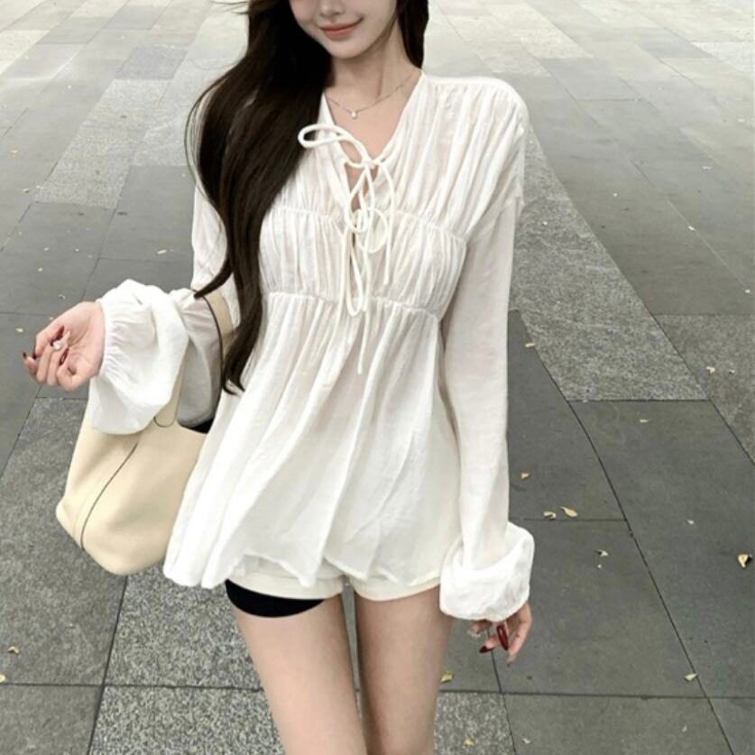 リボンアクセントシャーリングブラウス