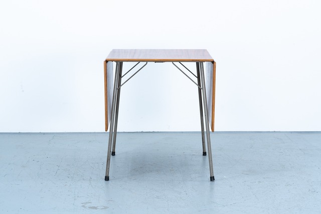 【as it is】Arne Jacobsen Model 3601 Butterfly Table