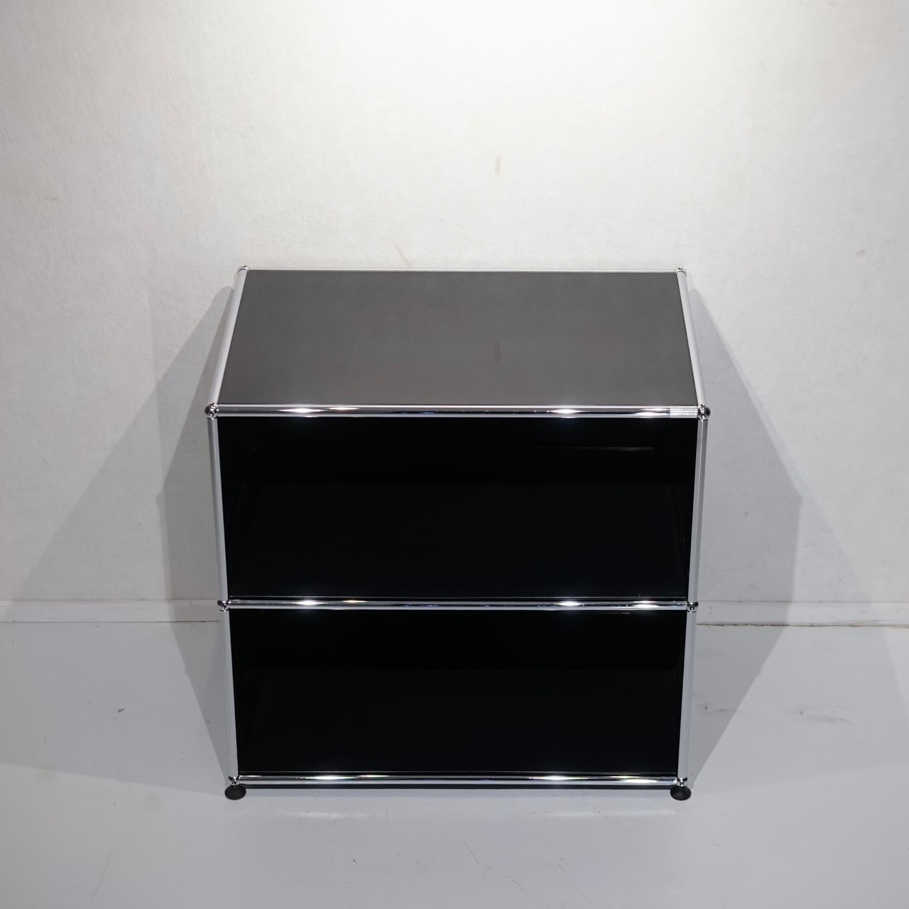 USM Haller ハラー キャビネット サイドボード 1列2段 ユニットラック シェルフ 棚 収納 ブラック 黒 モダン ミニマル ホテルライク