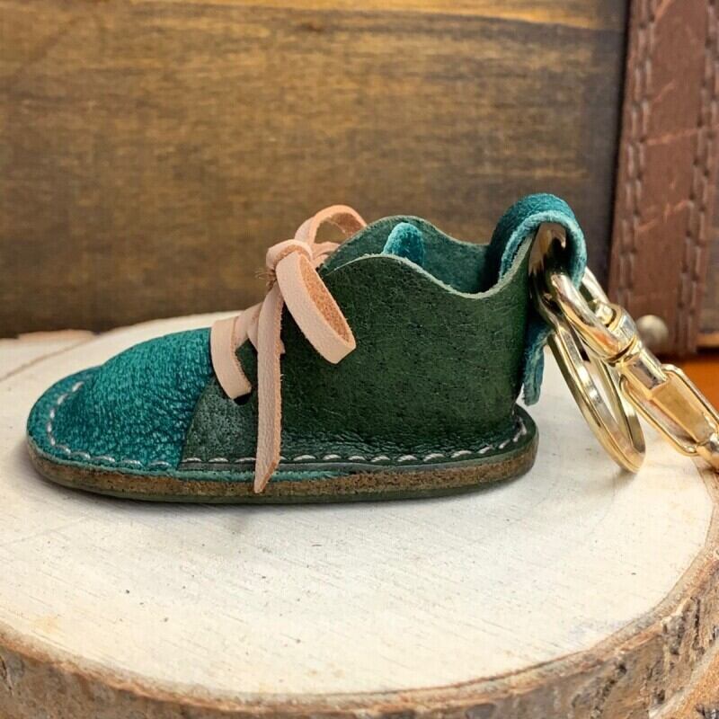 【猛獣のスニーカー】ミニスニーカーチャーム　グリーン系   No.4