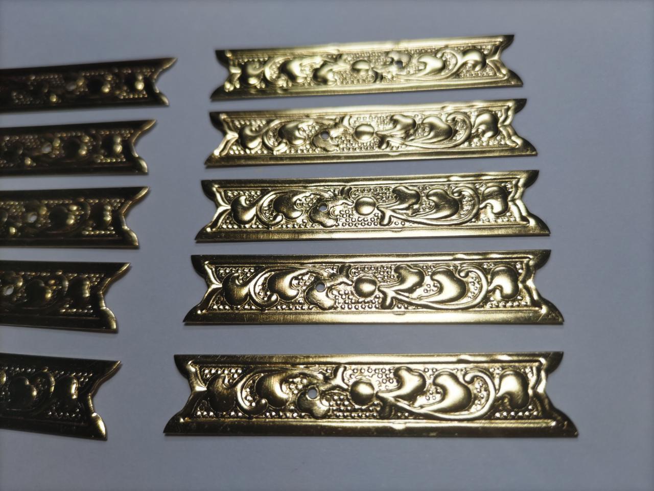 ★特別！☆26ｍｍｘ 100枚【唐草真鍮金具】 神輿、山車、祭り、飾り真鍮金具 26mmx 100枚【唐草真鍮金具】 神輿、山車、祭り、飾り真鍮金具