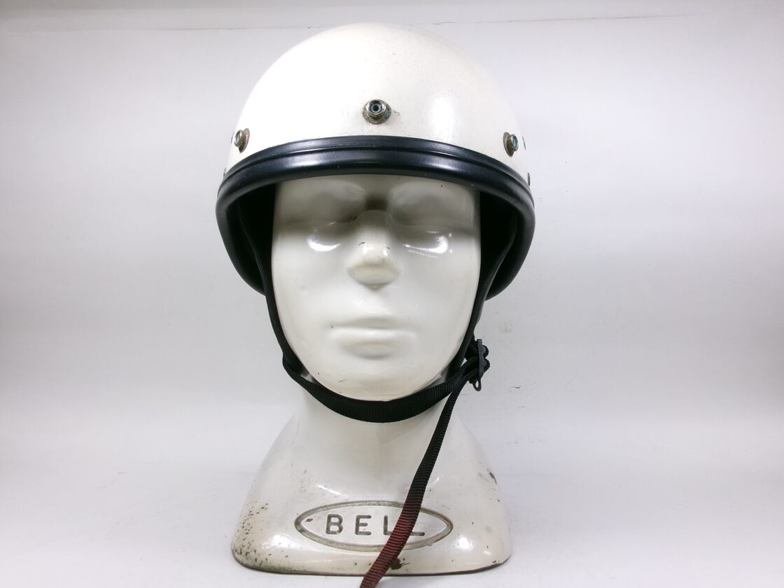中古□PePe A-660 フルフェイス ヘルメット シルバーメタリック FREE 